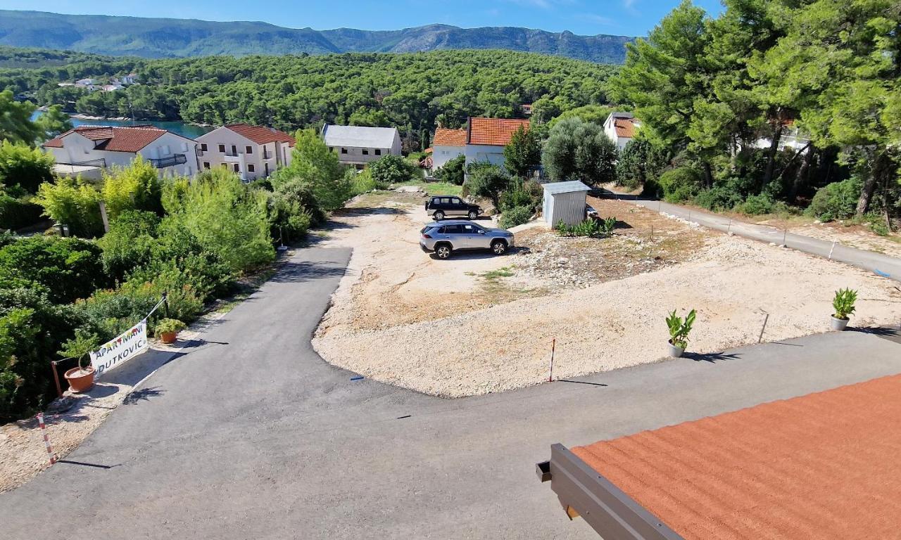 Apartmani Dutkovic Vrboska Eksteriør billede