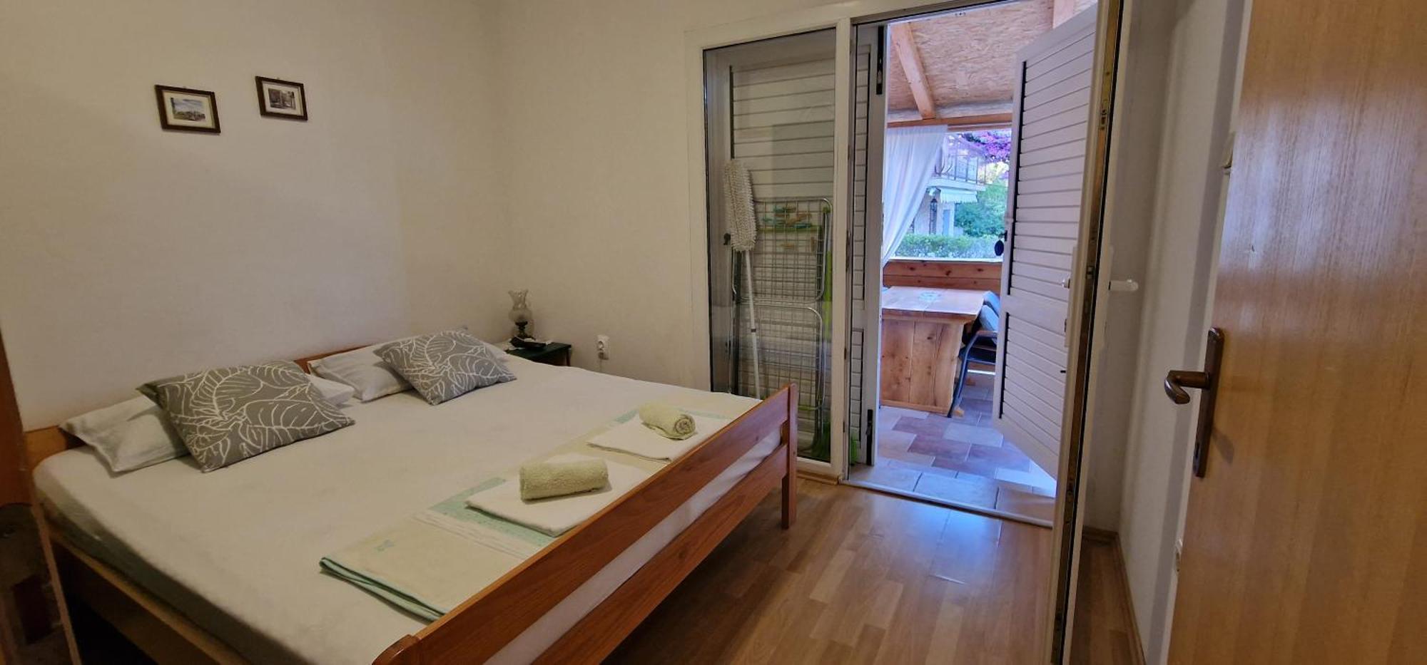 Apartmani Dutkovic Vrboska Eksteriør billede