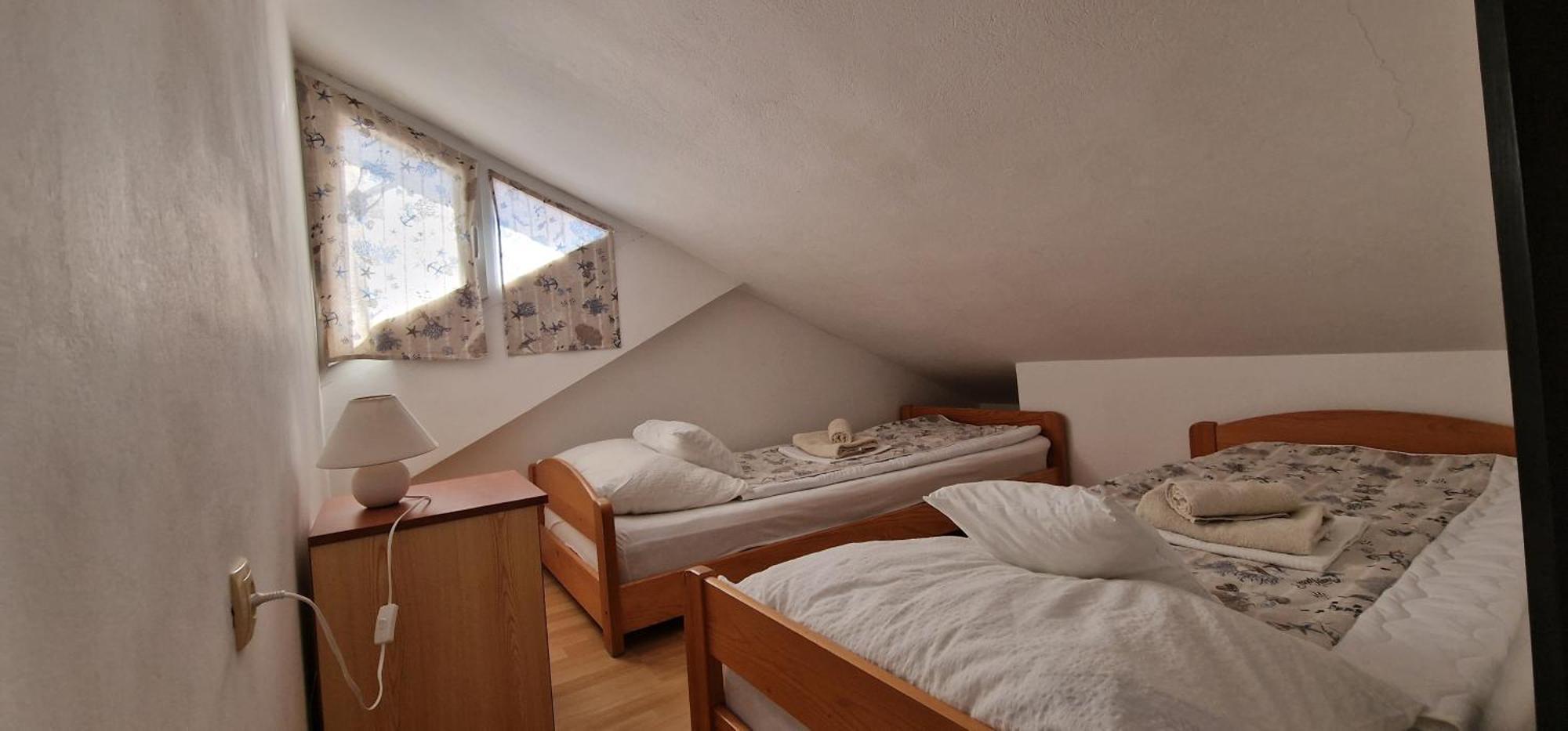 Apartmani Dutkovic Vrboska Eksteriør billede